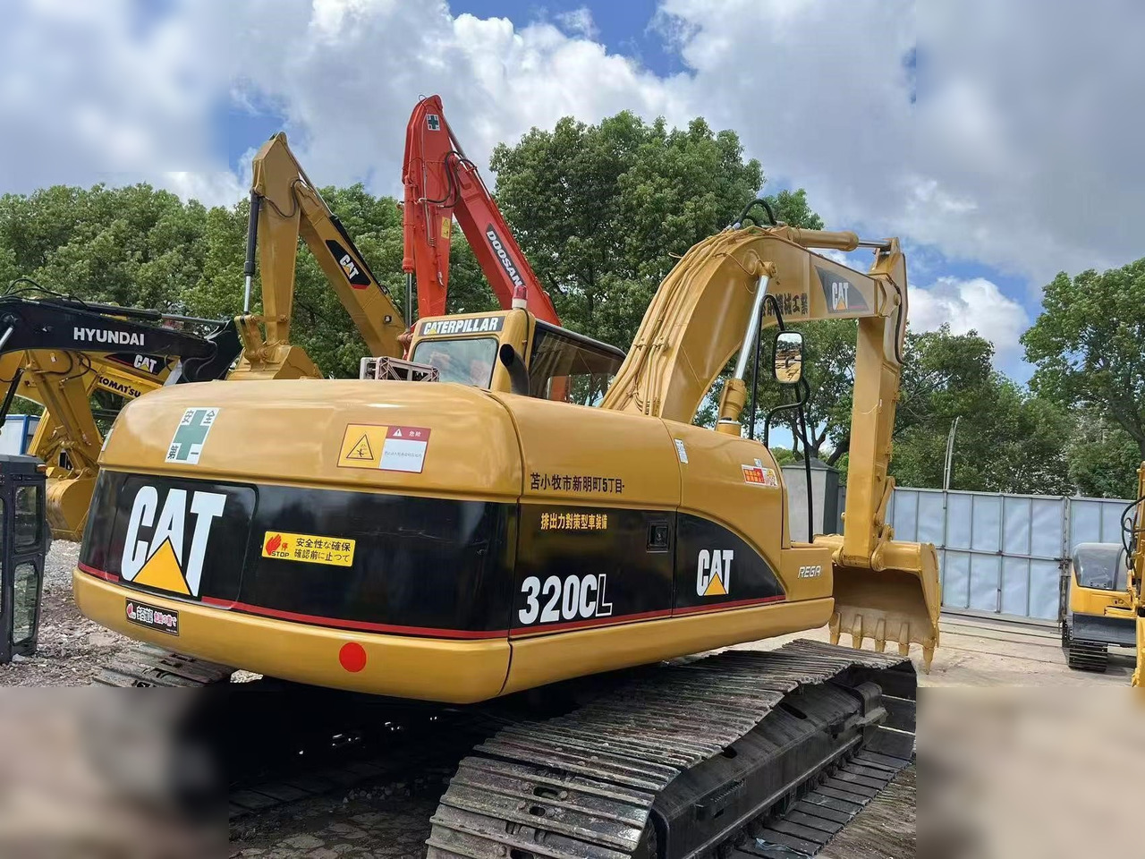 CATERPILLAR 320CL - Excavadora de cadenas: foto 3 CATERPILLAR 320CL - Excavadora de cadenas: foto 3
