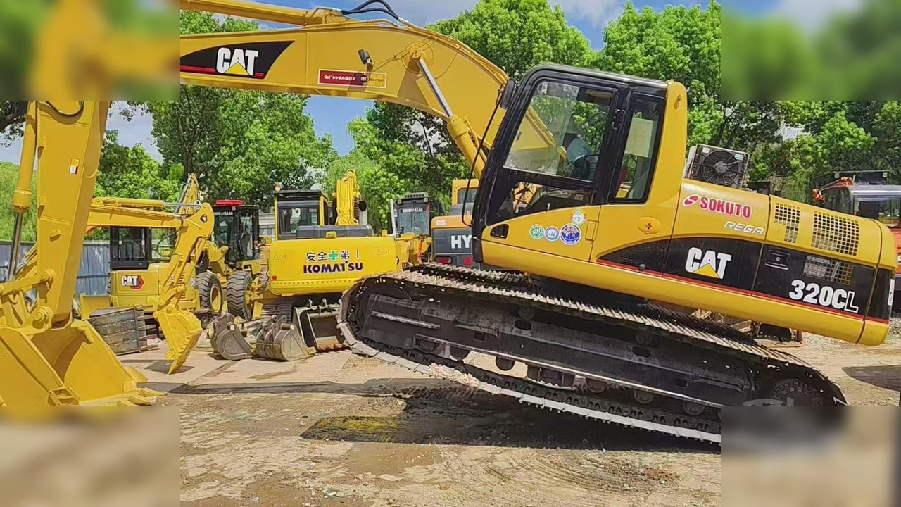 CATERPILLAR 320CL - Excavadora de cadenas: foto 2 CATERPILLAR 320CL - Excavadora de cadenas: foto 2