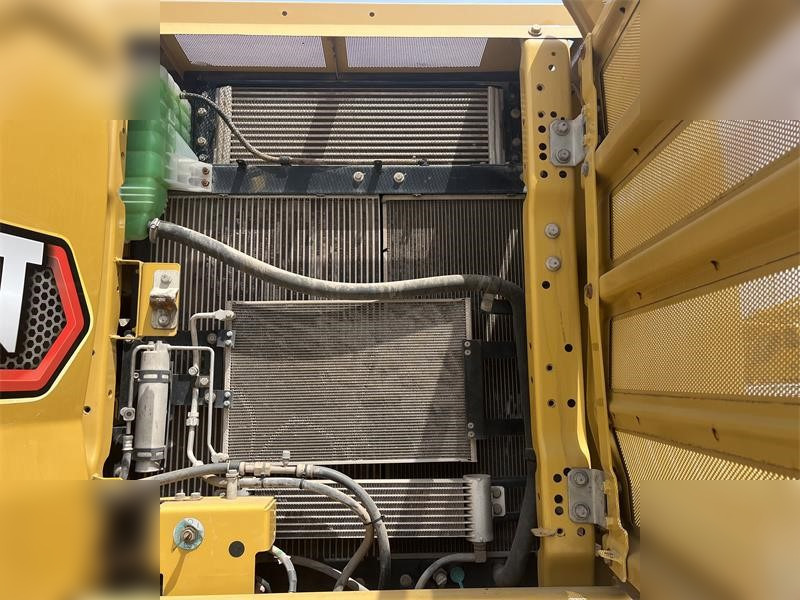 Excavadora de cadenas CATERPILLAR 323: foto 9