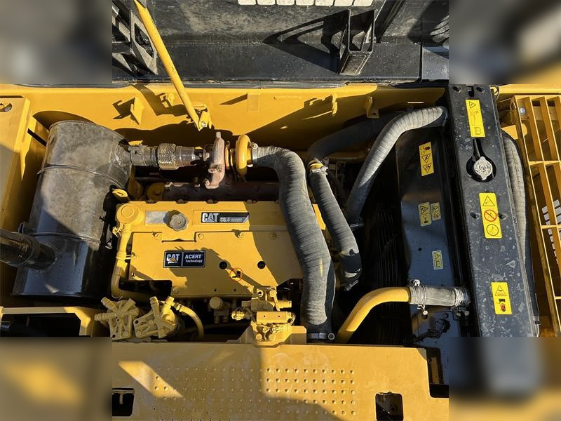 Leasing de CATERPILLAR 323D CATERPILLAR 323D: foto 7