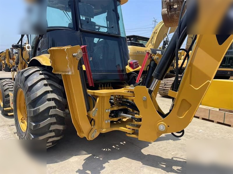 Retroexcavadora CATERPILLAR 420F: foto 6