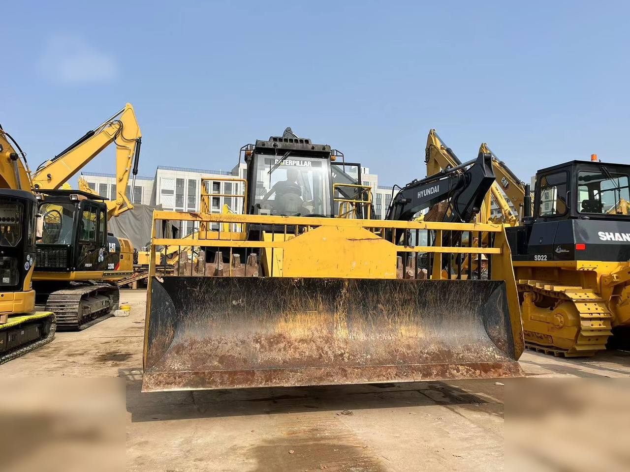CATERPILLAR 826G - Compactador: foto 3 CATERPILLAR 826G - Compactador: foto 3