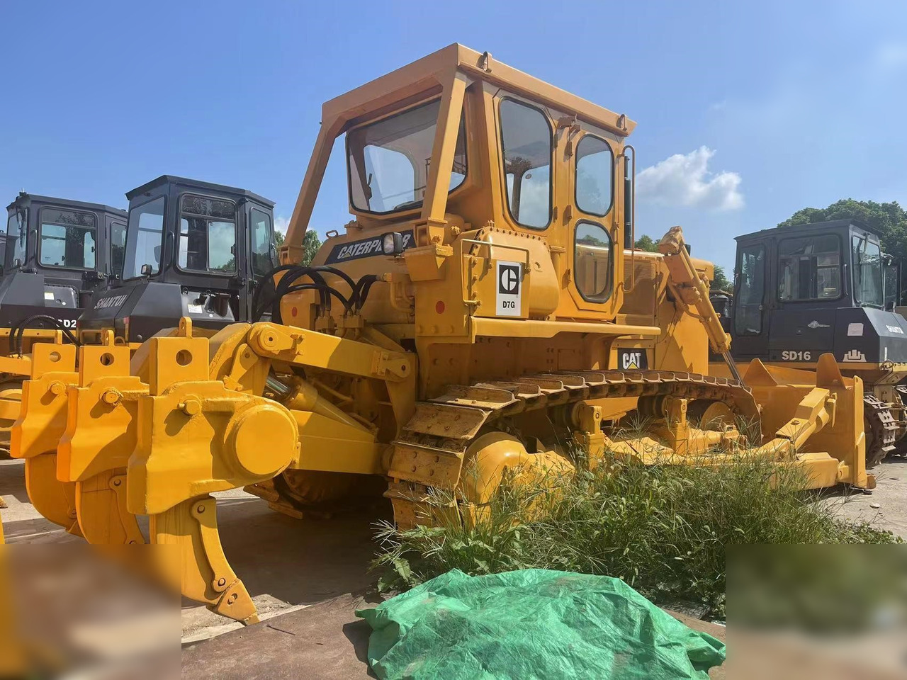 CATERPILLAR D7G - Bulldozer: foto 1 CATERPILLAR D7G - Bulldozer: foto 1