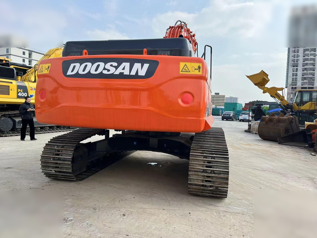DOOSAN DX300 LC-9C - Excavadora de cadenas: foto 4 DOOSAN DX300 LC-9C - Excavadora de cadenas: foto 4