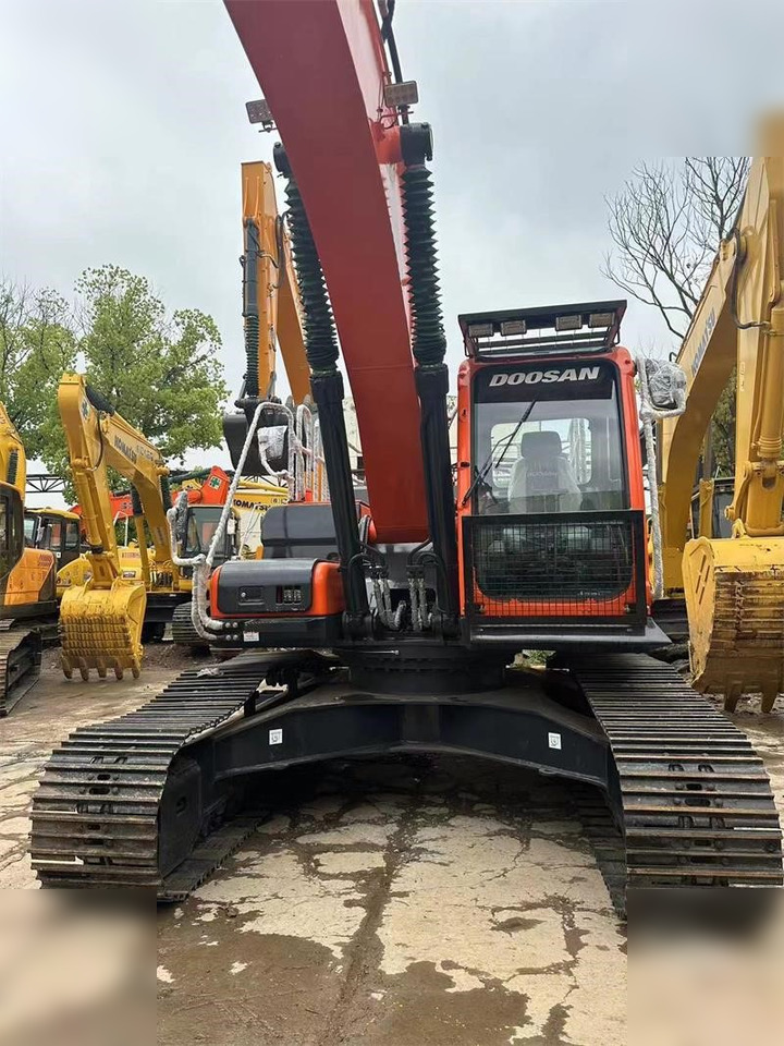 DOOSAN DX300 LC-9C - Excavadora de cadenas: foto 3 DOOSAN DX300 LC-9C - Excavadora de cadenas: foto 3