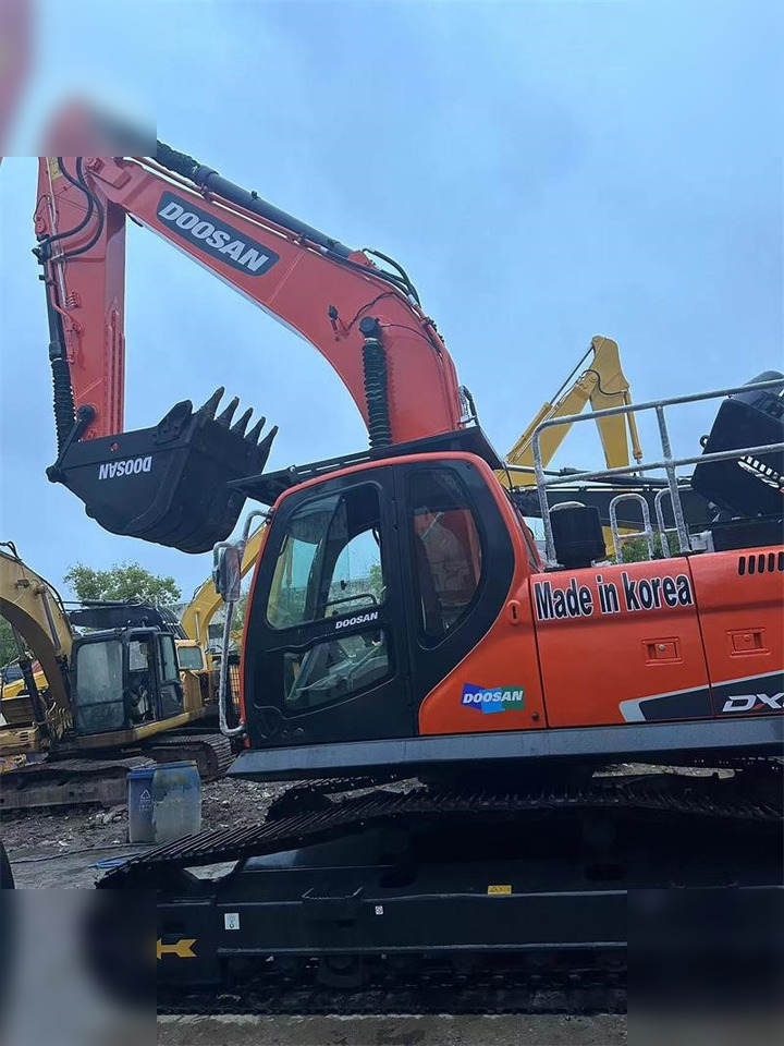 DOOSAN DX300 LC-9C - Excavadora de cadenas: foto 2 DOOSAN DX300 LC-9C - Excavadora de cadenas: foto 2