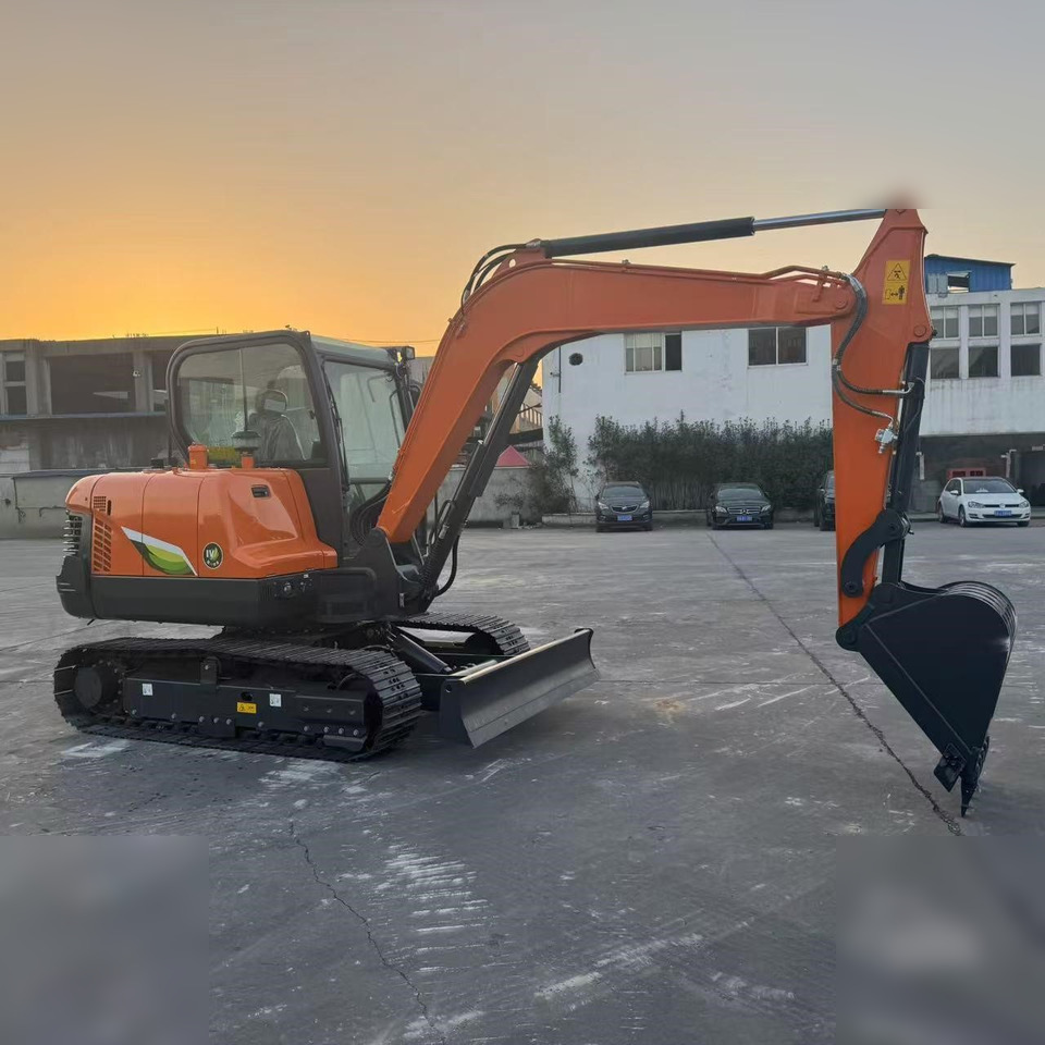 DOOSAN DX60E-10N - Excavadora de cadenas: foto 4 DOOSAN DX60E-10N - Excavadora de cadenas: foto 4