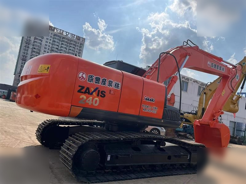 HITACHI ZX240-3 - Excavadora de cadenas: foto 2 HITACHI ZX240-3 - Excavadora de cadenas: foto 2