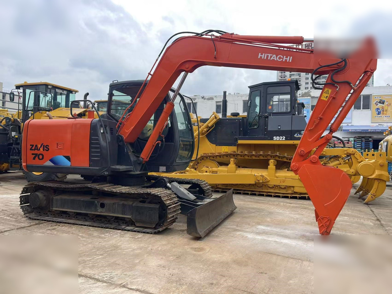 HITACHI ZX70-5G - Excavadora de cadenas: foto 1 HITACHI ZX70-5G - Excavadora de cadenas: foto 1