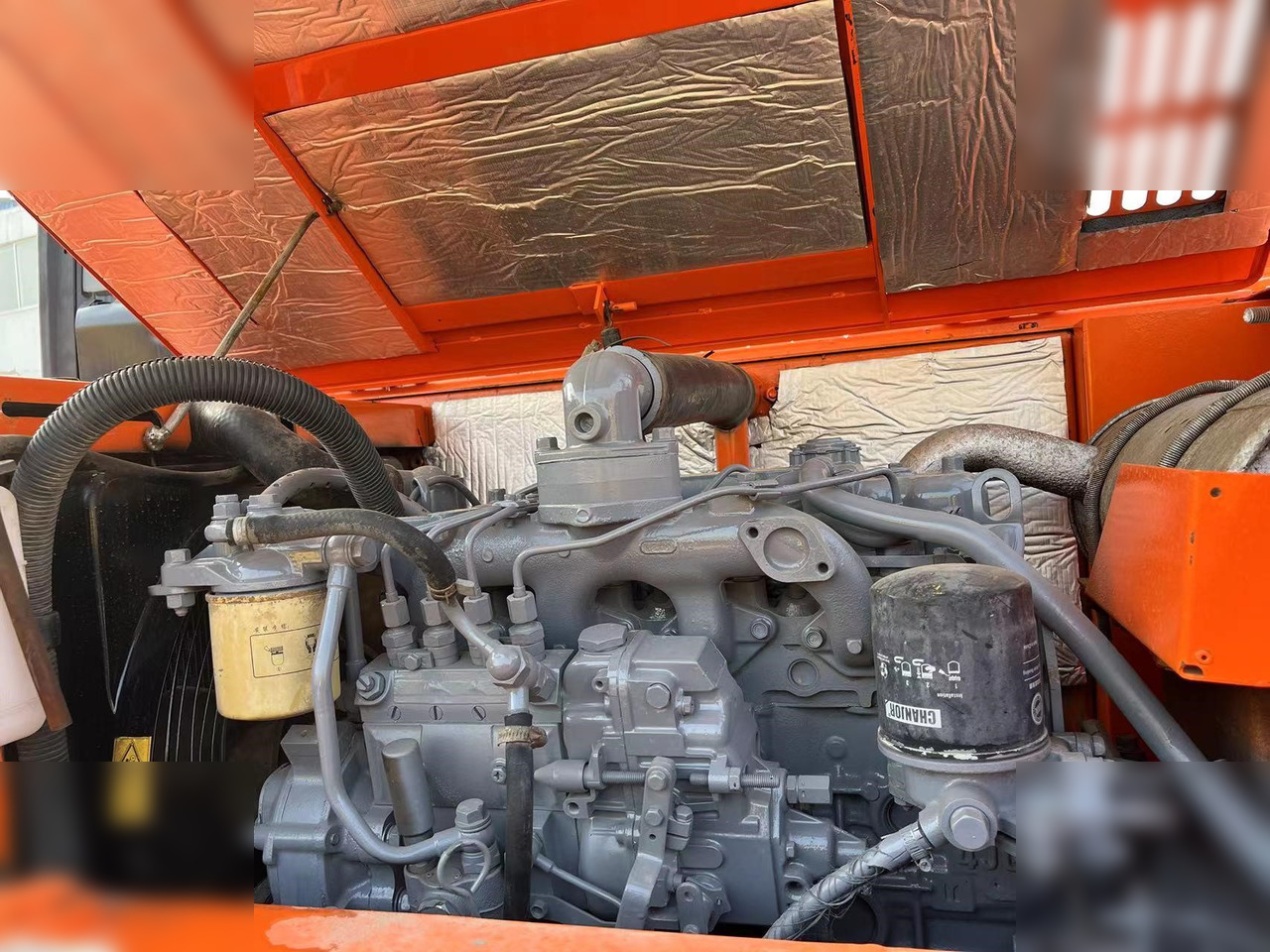 Excavadora de cadenas HITACHI ZX70: foto 9