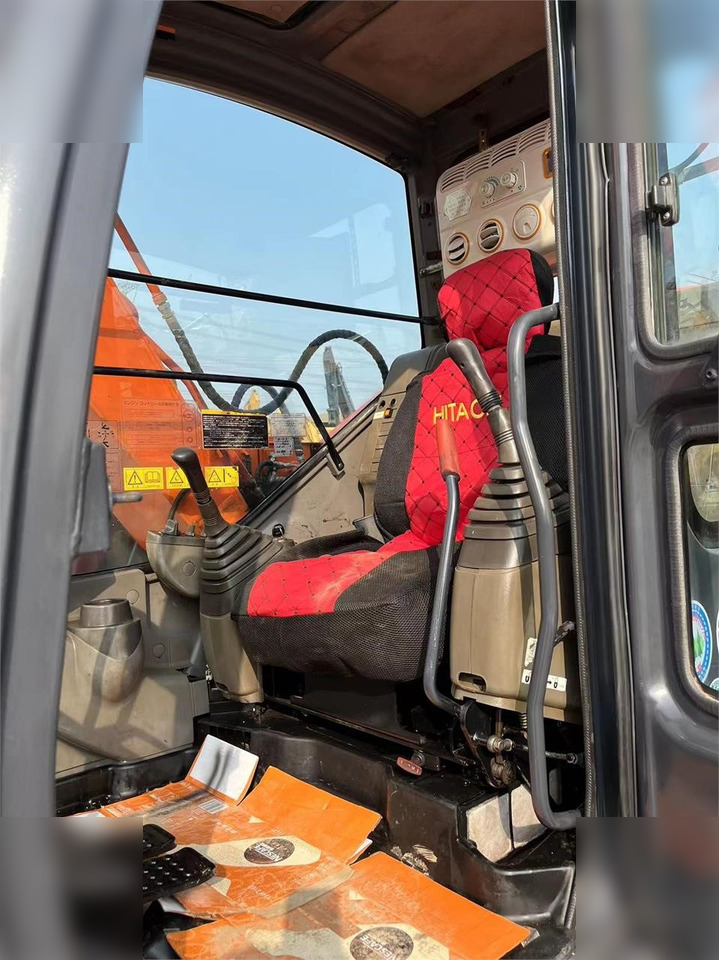 Excavadora de cadenas HITACHI ZX70: foto 10