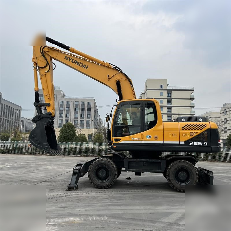 HYUNDAI ROBEX 210W-9 - Excavadora de ruedas: foto 4 HYUNDAI ROBEX 210W-9 - Excavadora de ruedas: foto 4