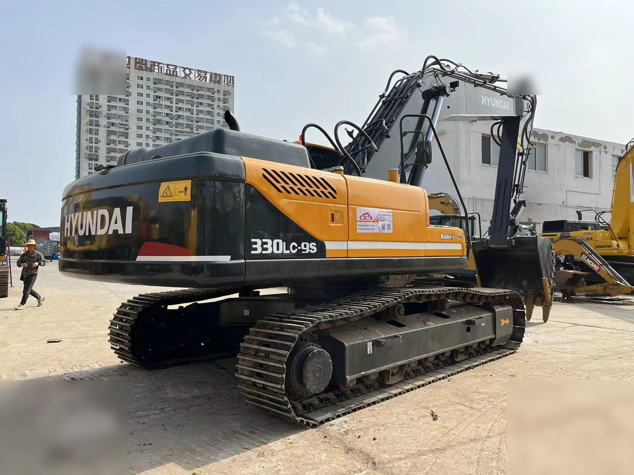 HYUNDAI ROBEX 330 LC-9S - Excavadora de cadenas: foto 2 HYUNDAI ROBEX 330 LC-9S - Excavadora de cadenas: foto 2