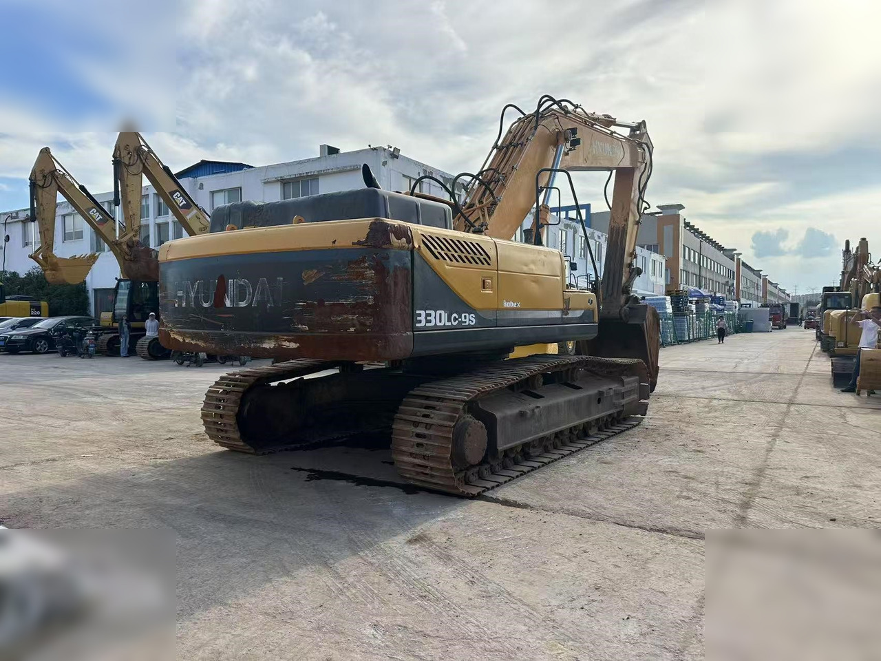 HYUNDAI ROBEX 330 LC-9S - Excavadora de cadenas: foto 3 HYUNDAI ROBEX 330 LC-9S - Excavadora de cadenas: foto 3