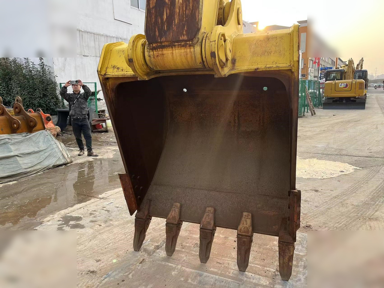 KOBELCO SK350 LC-8 - Excavadora de cadenas: foto 5 KOBELCO SK350 LC-8 - Excavadora de cadenas: foto 5