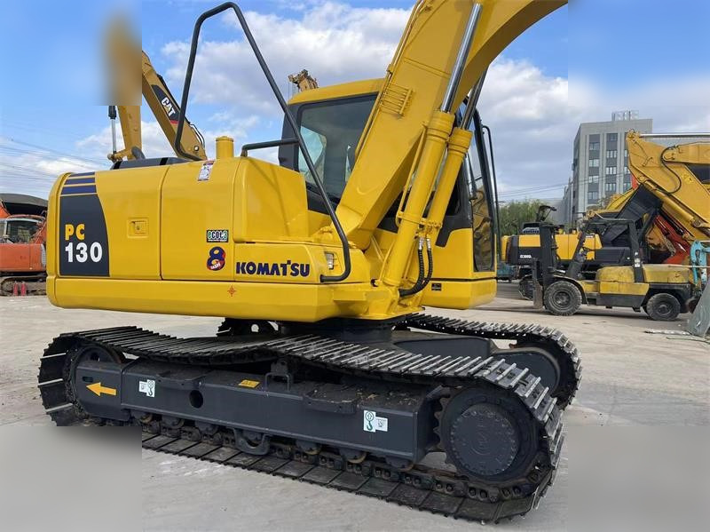 KOMATSU PC130-7 - Excavadora de cadenas: foto 4 KOMATSU PC130-7 - Excavadora de cadenas: foto 4