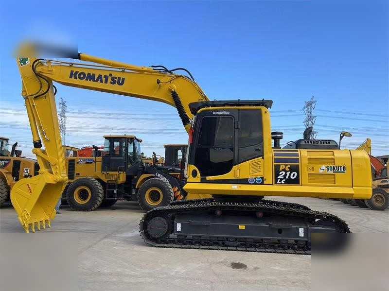 KOMATSU PC210 LC-8 - Excavadora de cadenas: foto 1 KOMATSU PC210 LC-8 - Excavadora de cadenas: foto 1