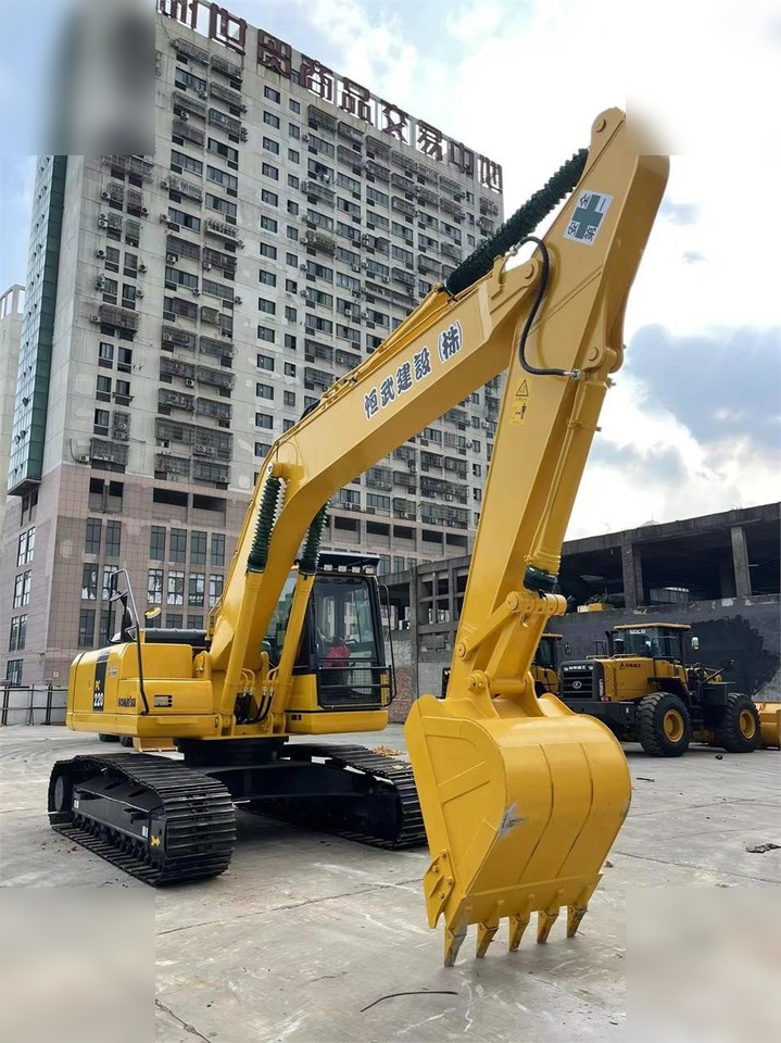 KOMATSU PC220-8 - Excavadora de cadenas: foto 4 KOMATSU PC220-8 - Excavadora de cadenas: foto 4