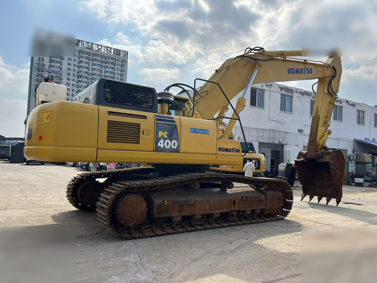 KOMATSU PC400-8R - Excavadora de cadenas: foto 2 KOMATSU PC400-8R - Excavadora de cadenas: foto 2