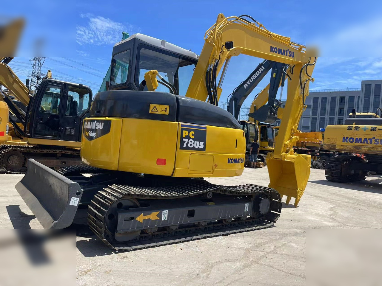 KOMATSU PC78US-6 - Excavadora de cadenas: foto 2 KOMATSU PC78US-6 - Excavadora de cadenas: foto 2