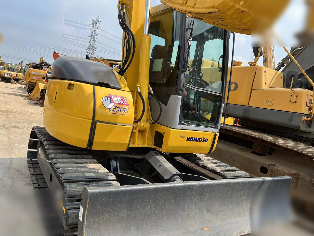 KOMATSU PC78US-6N0 - Excavadora de cadenas: foto 3 KOMATSU PC78US-6N0 - Excavadora de cadenas: foto 3