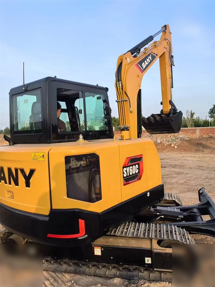 SANY SY60C - Excavadora de cadenas: foto 3 SANY SY60C - Excavadora de cadenas: foto 3