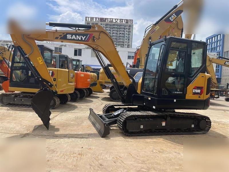 SANY SY60C - Excavadora de cadenas: foto 1 SANY SY60C - Excavadora de cadenas: foto 1
