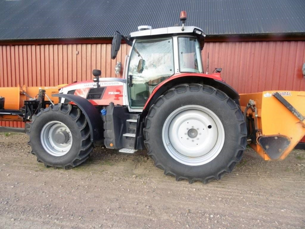 Massey Ferguson 7 S - Tractor: foto 1 Massey Ferguson 7 S - Tractor: foto 1