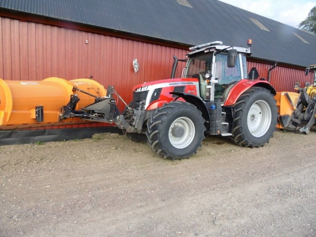 Massey Ferguson 7 S - Tractor: foto 4 Massey Ferguson 7 S - Tractor: foto 4