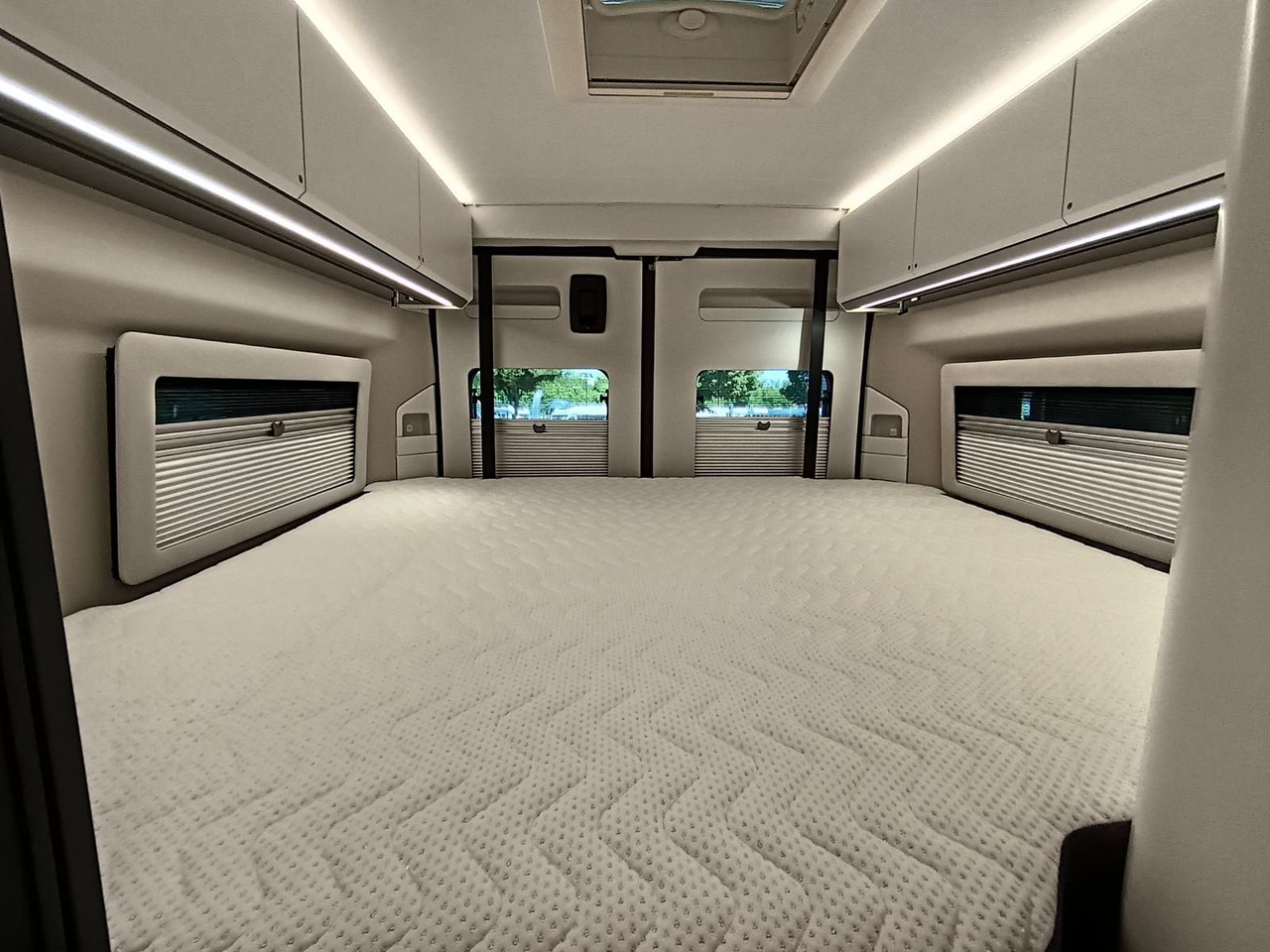 Cámper Adria Twin Edition 640 SGX Maxi 132kW*138L KÜHLSCHRANK: foto 16