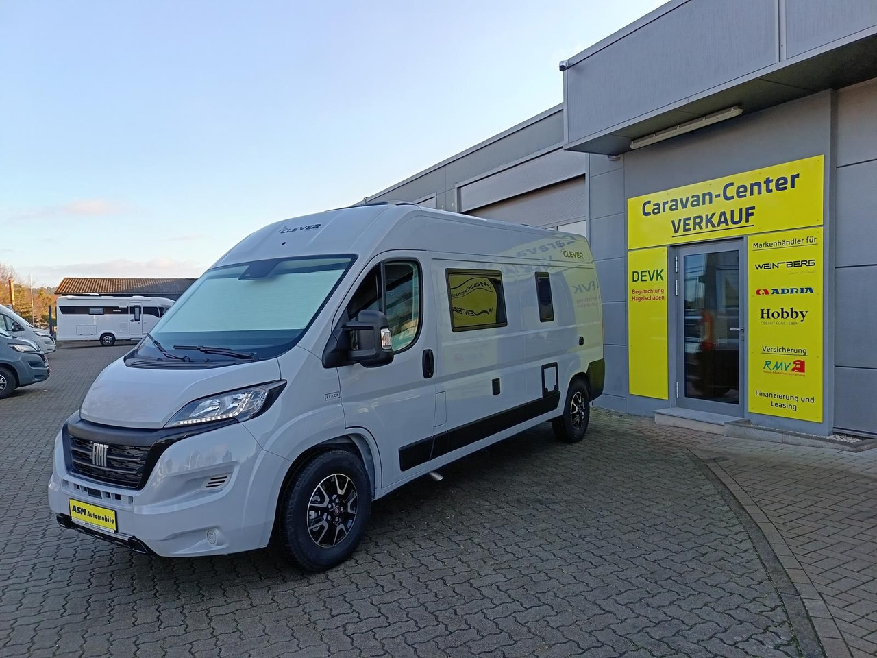 Clever Celebration 600 MJ24*AHK*MARKISE*ACC*R-KAM*RADIO - Cámper: foto 4 Clever Celebration 600 MJ24*AHK*MARKISE*ACC*R-KAM*RADIO - Cámper: foto 4