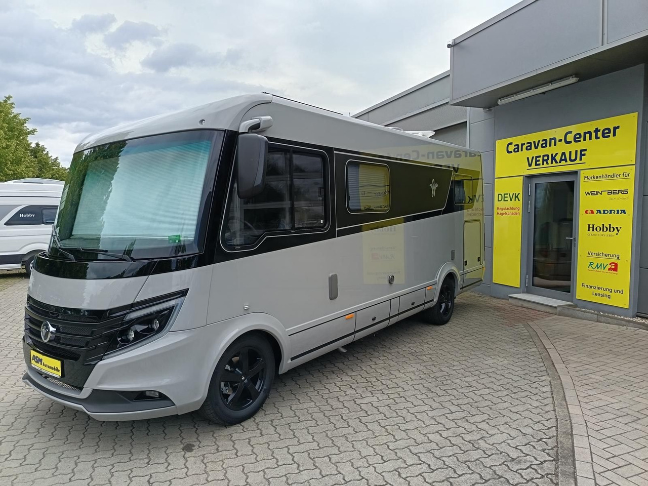 Niesmann + Bischoff iSmove 6.9 E132 kW*AHK*SOLAR*SAT*NAVI*DACHKLIMA* - Autocaravana integral: foto 4 Niesmann + Bischoff iSmove 6.9 E132 kW*AHK*SOLAR*SAT*NAVI*DACHKLIMA* - Autocaravana integral: foto 4