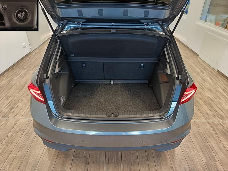 Sedan Skoda Fabia 30 Jahre DSG*VORBER.AHK*LED*R-KAM*TEMP*DAB: foto 6