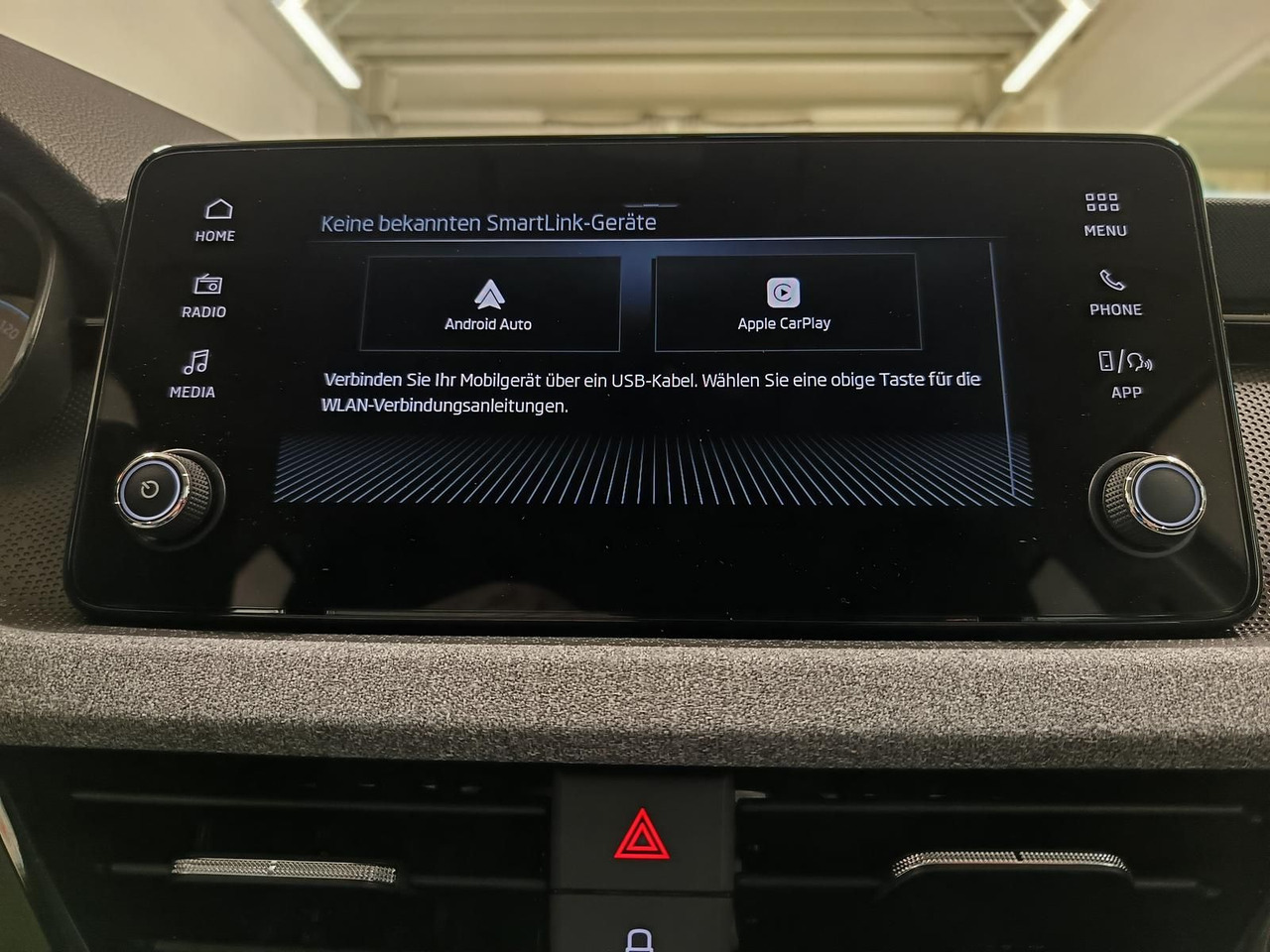 SUV/ Todoterreno Skoda Kamiq 130 Jahre 1,5TSI DSG*AHK*ACC*LED*R-KAM*PDC: foto 12