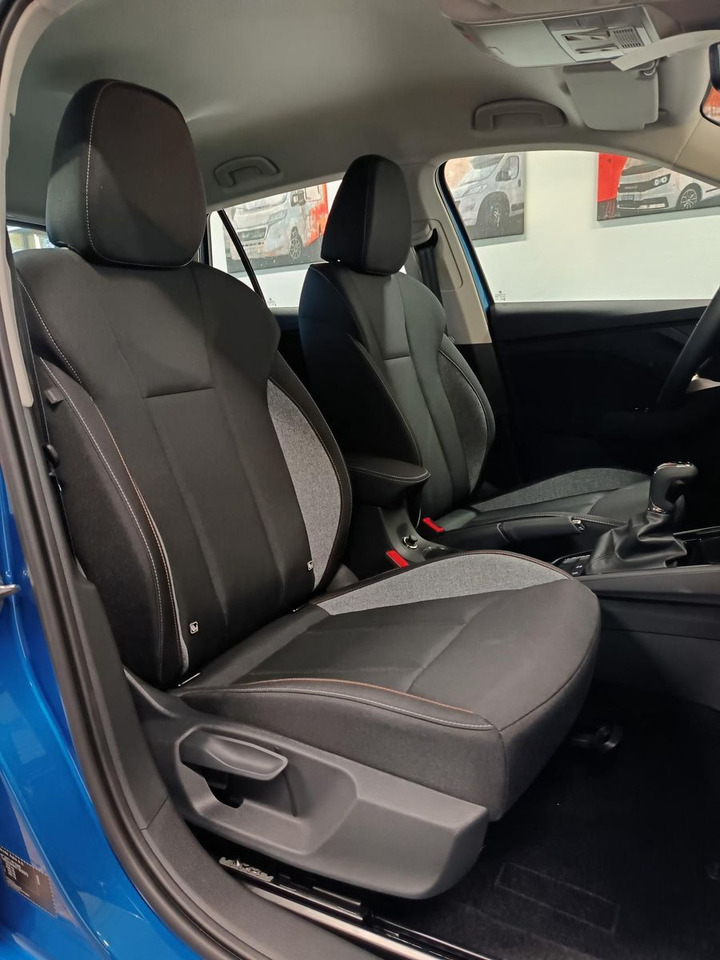 SUV/ Todoterreno Skoda Kamiq 130 Jahre 1,5TSI DSG*AHK*ACC*LED*R-KAM*PDC: foto 20