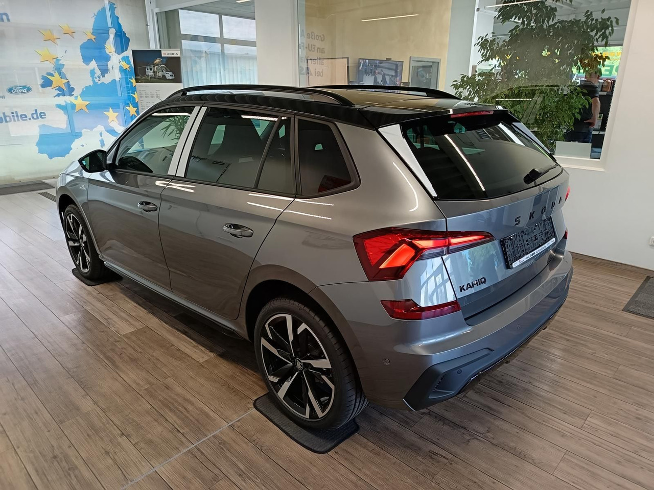 Skoda Kamiq Monte Carlo 1.5 TSI DSG*5J.GARANTIE*PANO* - SUV/ Todoterreno: foto 4 Skoda Kamiq Monte Carlo 1.5 TSI DSG*5J.GARANTIE*PANO* - SUV/ Todoterreno: foto 4
