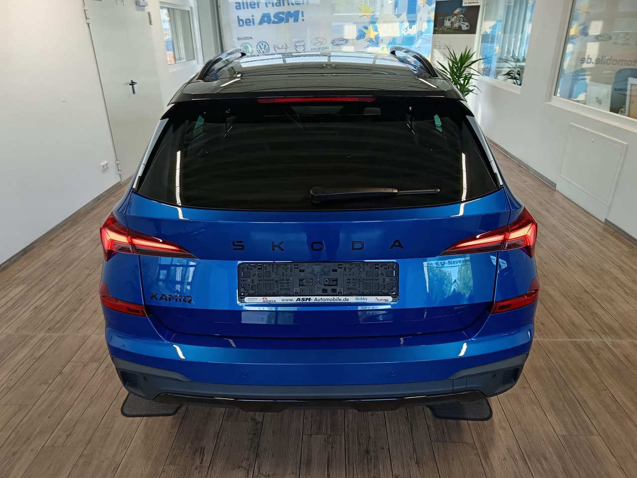 Skoda Kamiq Monte Carlo 1,5 TSI DSG*PANO*AHK*5J.GARANT - SUV/ Todoterreno: foto 5 Skoda Kamiq Monte Carlo 1,5 TSI DSG*PANO*AHK*5J.GARANT - SUV/ Todoterreno: foto 5