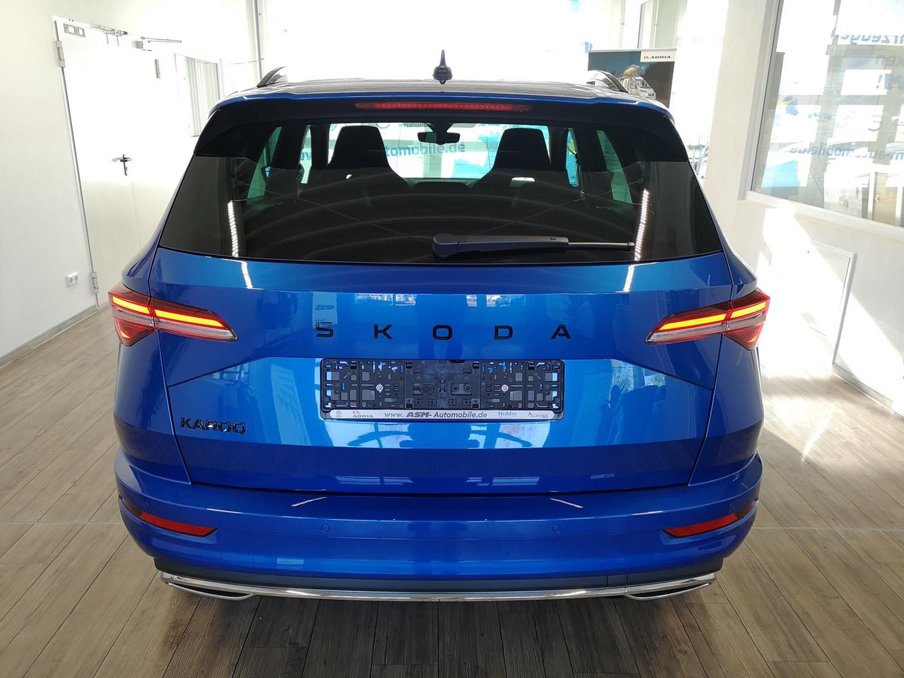 Skoda Karoq Sportline 1,5 TSI DSG*AHK*360°5J.GARANTIE* - SUV/ Todoterreno: foto 5 Skoda Karoq Sportline 1,5 TSI DSG*AHK*360°5J.GARANTIE* - SUV/ Todoterreno: foto 5