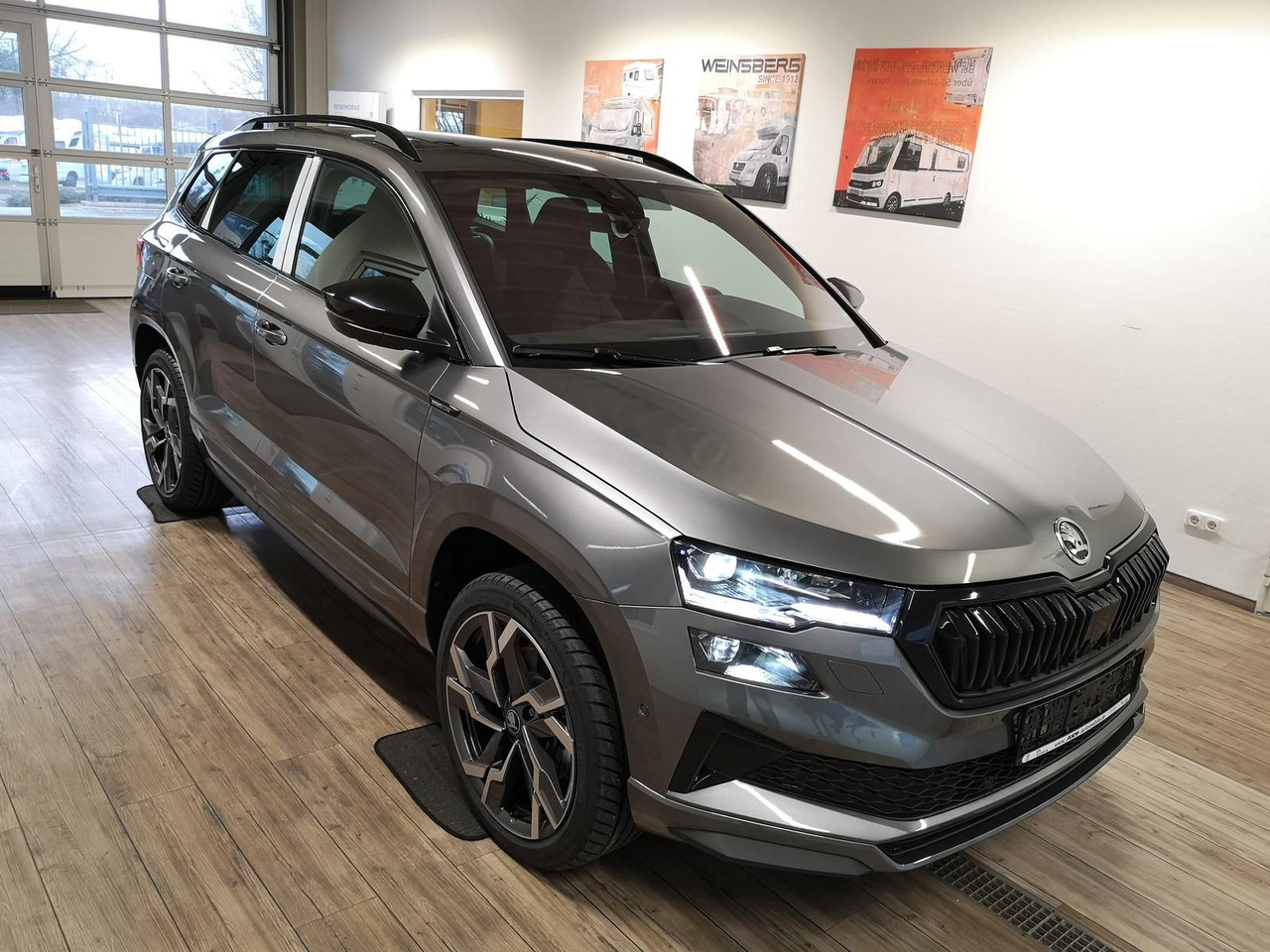 Skoda Karoq Sportline 2,0TDI DSG 4x4*PSD*AHK*360°*NAVI - SUV/ Todoterreno: foto 3 Skoda Karoq Sportline 2,0TDI DSG 4x4*PSD*AHK*360°*NAVI - SUV/ Todoterreno: foto 3
