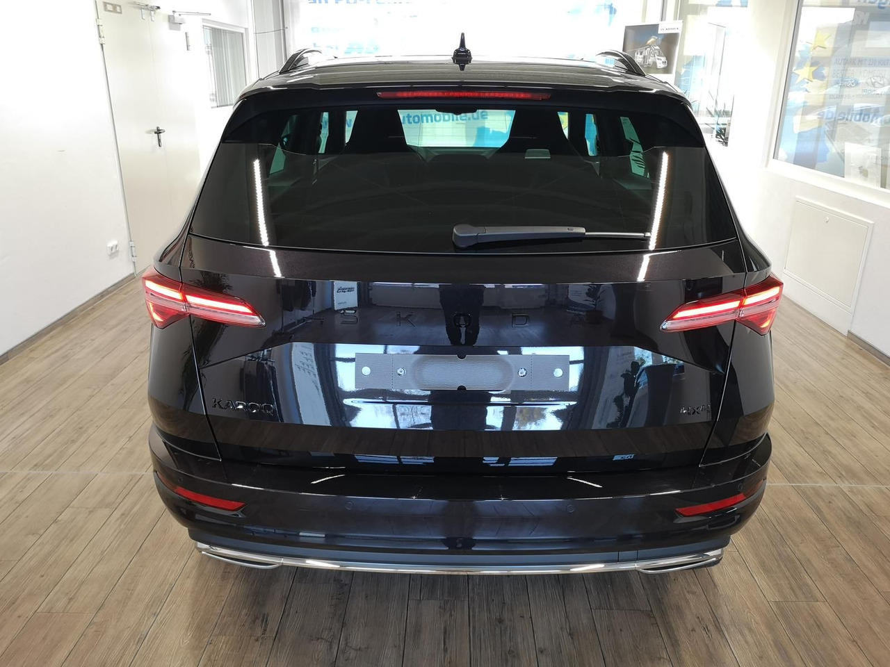 Skoda Karoq Sportline 2,0TDI DSG 4x4*PSD*AHK*360°*NAVI - SUV/ Todoterreno: foto 5 Skoda Karoq Sportline 2,0TDI DSG 4x4*PSD*AHK*360°*NAVI - SUV/ Todoterreno: foto 5