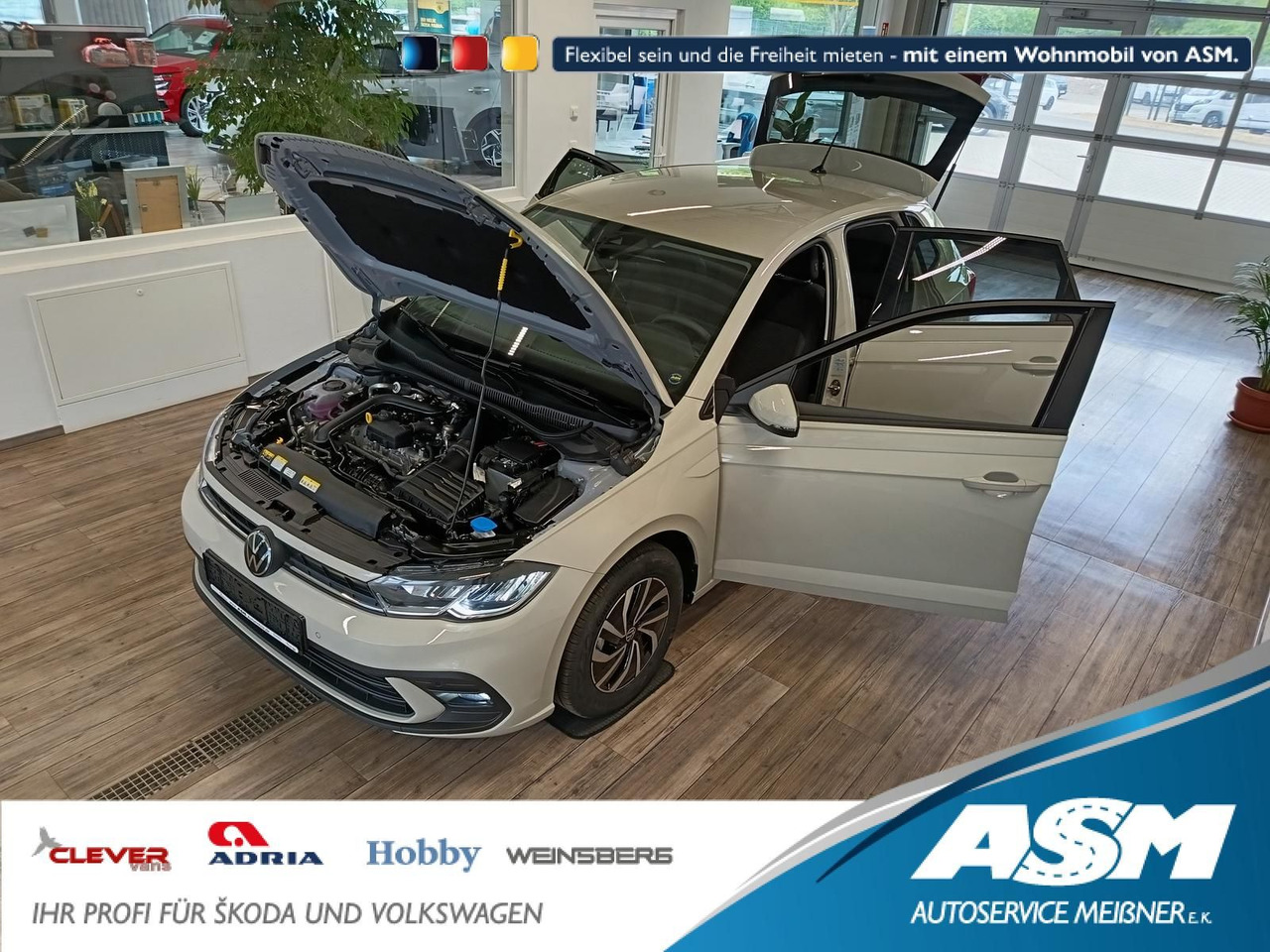 Volkswagen Polo Life 1.0 TSI 70kW DSG*LED*ACC*R-KAM*DAB*PDC - Coche: foto 1 Volkswagen Polo Life 1.0 TSI 70kW DSG*LED*ACC*R-KAM*DAB*PDC - Coche: foto 1