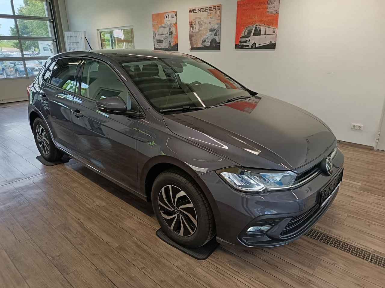 Volkswagen Polo Life 1.0 TSI 70kW DSG*LED*ACC*R-KAM*DAB*PDC - Coche: foto 3 Volkswagen Polo Life 1.0 TSI 70kW DSG*LED*ACC*R-KAM*DAB*PDC - Coche: foto 3