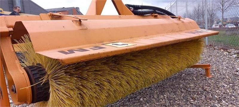 FM 180Cm Hydraulisk træk. - Barredora cucharón: foto 4 FM 180Cm Hydraulisk træk. - Barredora cucharón: foto 4