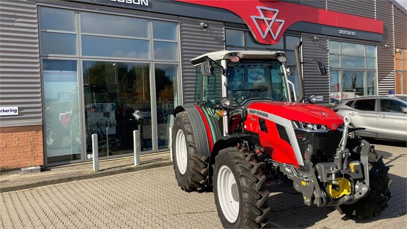 Massey Ferguson 3AL.95 Frontlift og PTO - Tractor: foto 3 Massey Ferguson 3AL.95 Frontlift og PTO - Tractor: foto 3