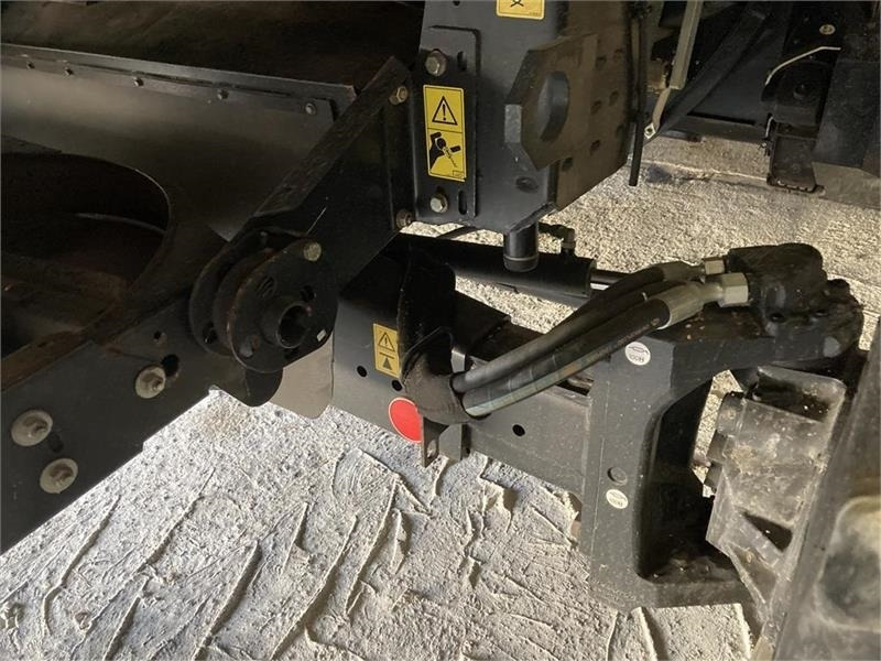 New Holland CR9090 35 fod VF bord og 4wd mm. - Cosechadora de granos: foto 5 New Holland CR9090 35 fod VF bord og 4wd mm. - Cosechadora de granos: foto 5