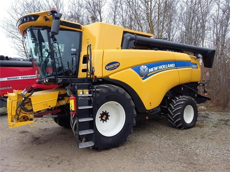 New Holland CX8.80 SLH med 25 fods Varifeed  - Cosechadora de granos: foto 1 New Holland CX8.80 SLH med 25 fods Varifeed  - Cosechadora de granos: foto 1