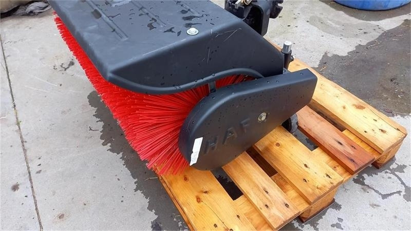 Nibbi 80cm Kost for Mak 4 og 5 - Tractor municipal: foto 4 Nibbi 80cm Kost for Mak 4 og 5 - Tractor municipal: foto 4