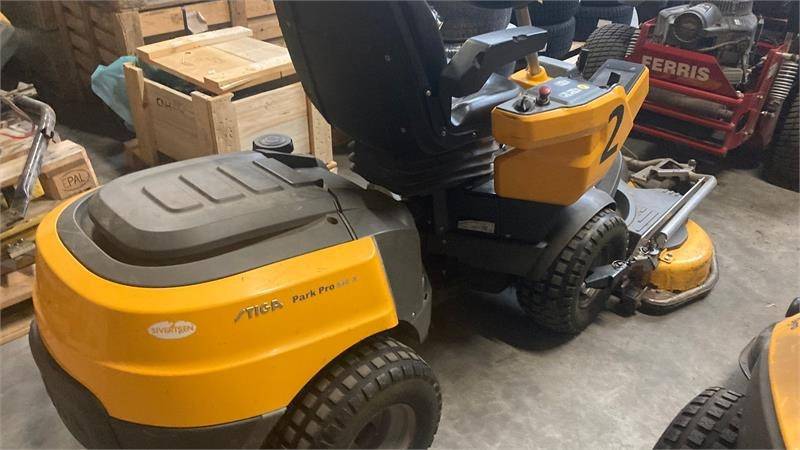 Stiga Park Pro 540IX 4WD 125 Combi Pro el. - Cortacésped: foto 3 Stiga Park Pro 540IX 4WD 125 Combi Pro el. - Cortacésped: foto 3