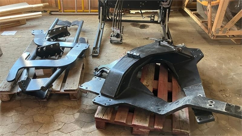 Stoll FZ 60,1 3 ventil og dæmpning Med beslag for NH T7. - Cargador frontal para tractor: foto 3 Stoll FZ 60,1 3 ventil og dæmpning Med beslag for NH T7. - Cargador frontal para tractor: foto 3