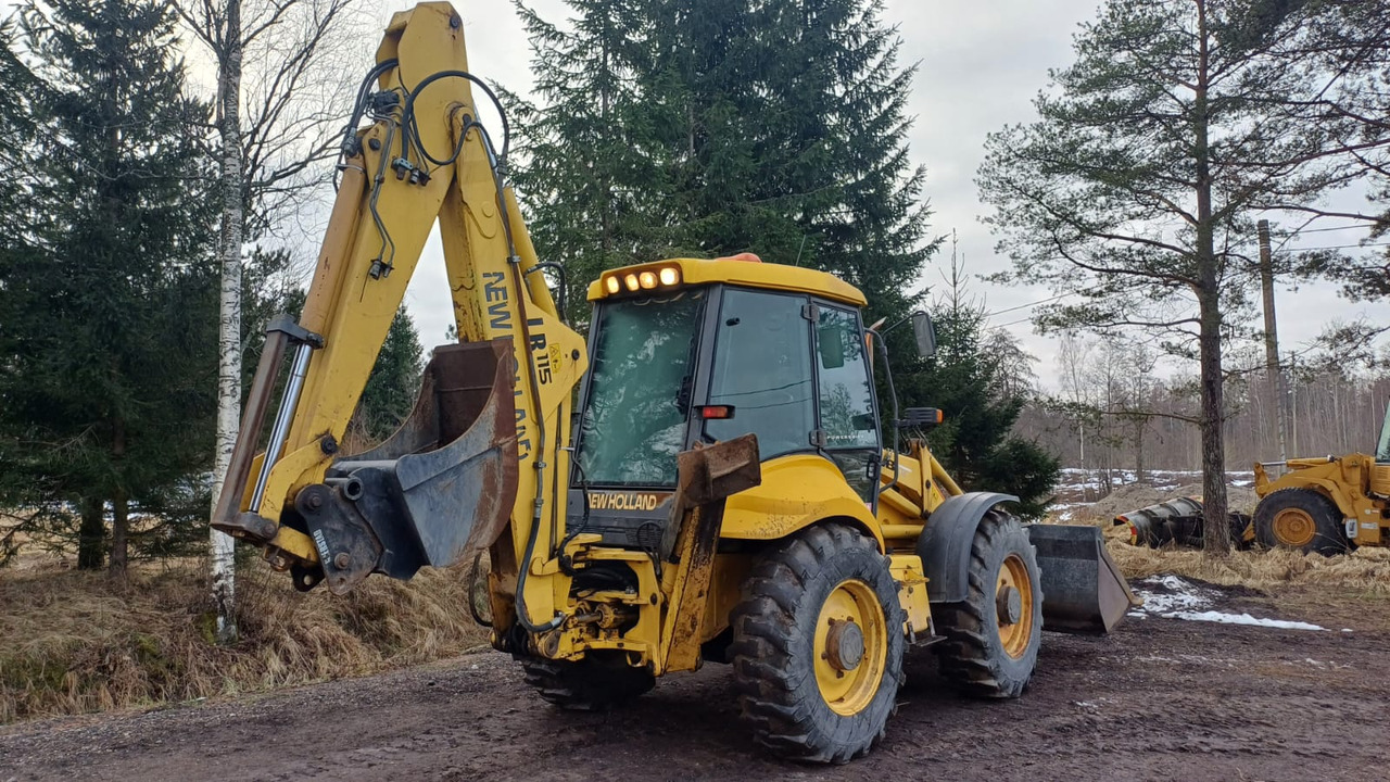 New Holland LB115-4PS - Retroexcavadora: foto 4 New Holland LB115-4PS - Retroexcavadora: foto 4